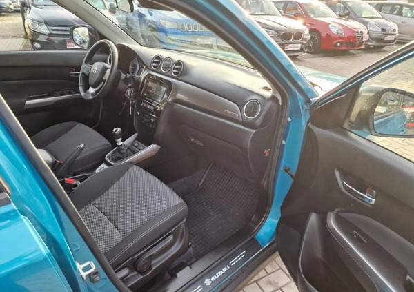 Volkswagen Golf cena 48999 przebieg: 130800, rok produkcji 2019 z Kietrz małe 67